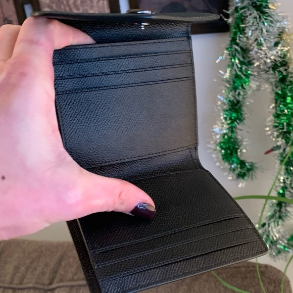 Authentic COACH 1941 Metallic gray crossgrain leather snap trifold wallet - Picture 6 of 10